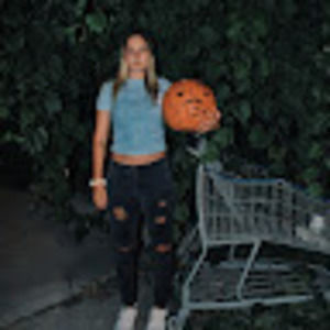 Meet your Posher, Sara